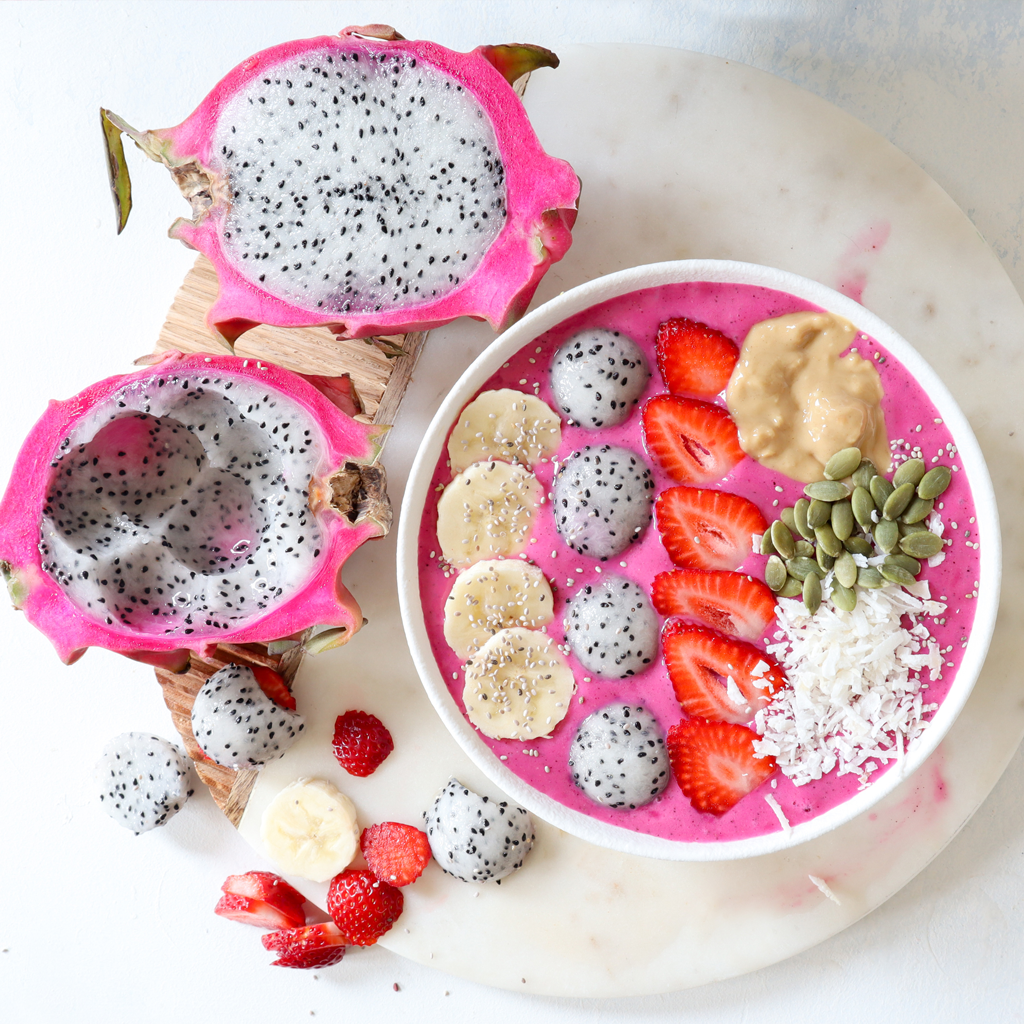 Pitaya smoothie bowl